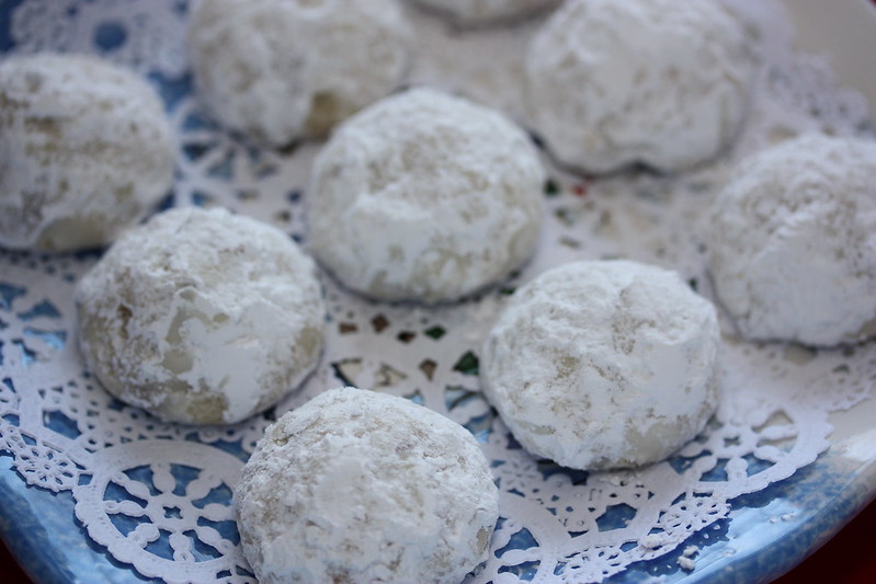 Snow+Ball+Cookie+Recipe+Perfect+for+A+Cold+and+Snowy+Day